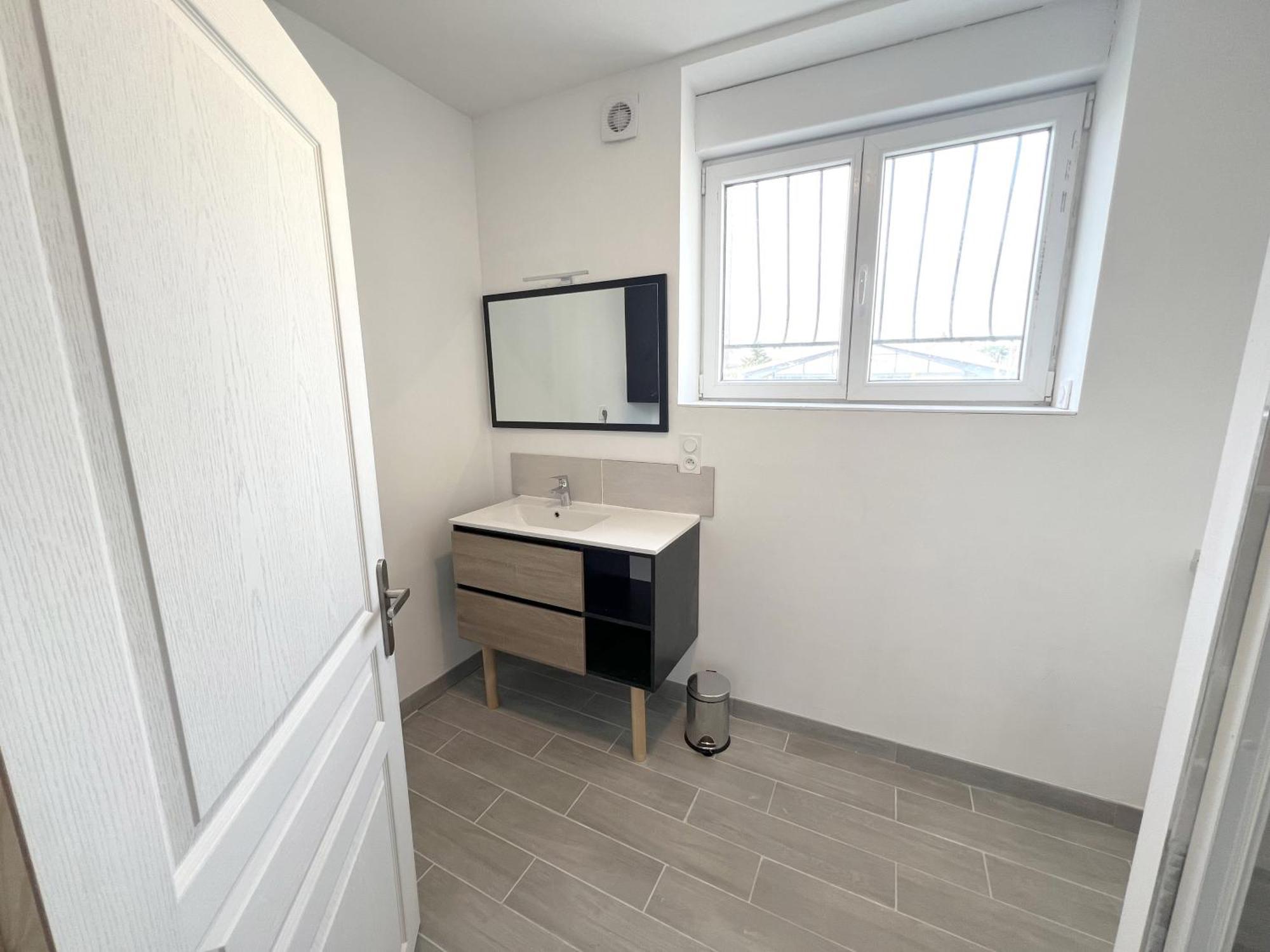 178B - Appartement T2 Tout Confort - Wifi Netflix Le Gond-Pontouvre Bagian luar foto